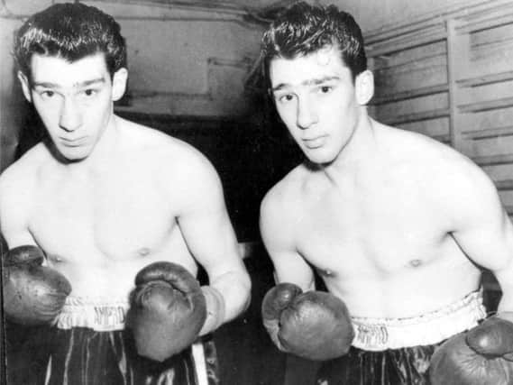 Ronnie (left) and Reggie Kray