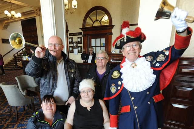 Tracey Halliday visiting Blackpool with the help of town cryer Barry McQueen.  They are pictured with Carron Boyd, William Halliday and Sandra Boyd.