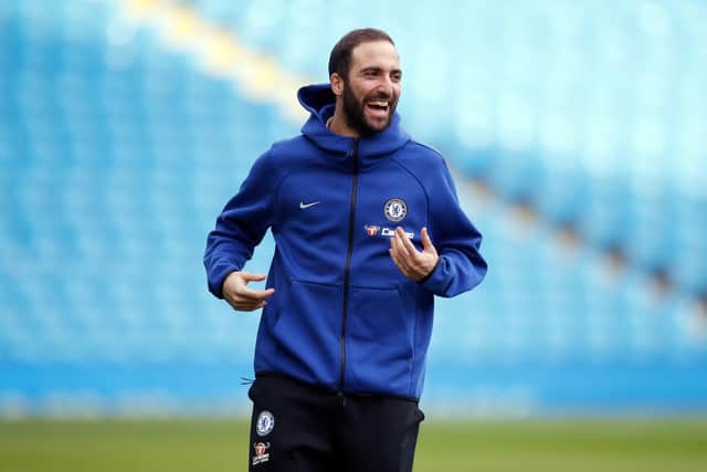 Chelsea are confident they can buy Gonzalo Higuain for less than the 31.8m fee agreed with Juventus if they decide to make the striker's loan deal permanent.