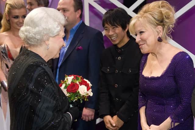 The Queen meets Bette Midler at the Royal Variety Performance in Blackpool in 2009