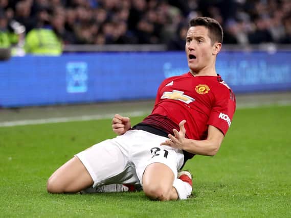 Arsenal will make a late attempt to sign Manchester United midfielder Ander Herrera on a free transfer before he agrees a move to Paris Saint-Germain.