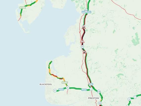 Red and black indicates where traffic is slow or at a standstill.