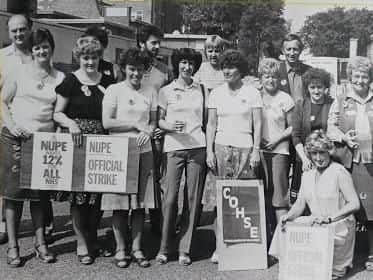 Striking staff at Blackpool Victoria Hospitals Whinney Heys Road entrance in July 1982