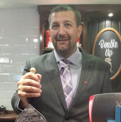 Craig Daniels pouring a Jar of Jellicoe at the County Pub in Lytham.