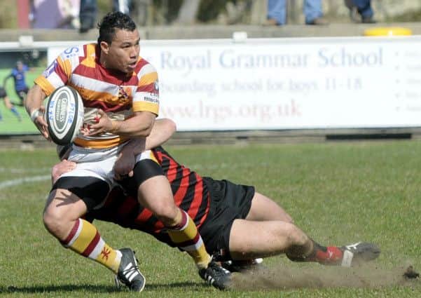 De La Harpe - back for Fylde