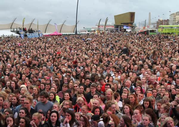 Blackpool Illuminations Switch-On at Festival Headland, Blackpool Promenade.
Tim Burton flicks the switch for this years illuminations.
Pictured is the huge crowd
4th September 2015