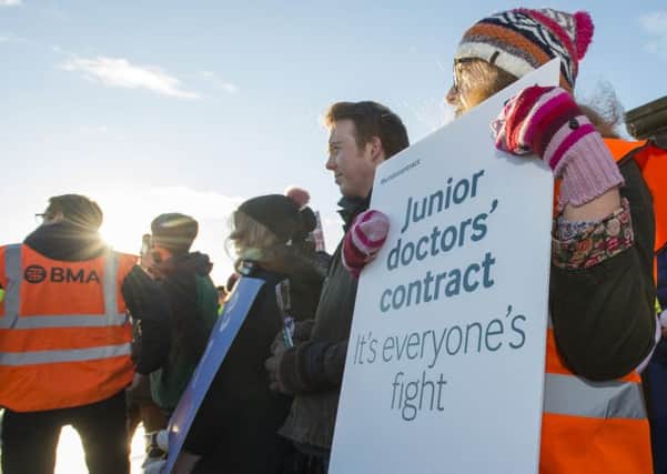 Picture by Allan McKenzie/YWNG - 12/01/16 - Press - Junior Doctors' Strike, Pinderfields Hospital, Wakefield, England - Junior doctors strike outside of Pinderfields hospital in Wakefield.