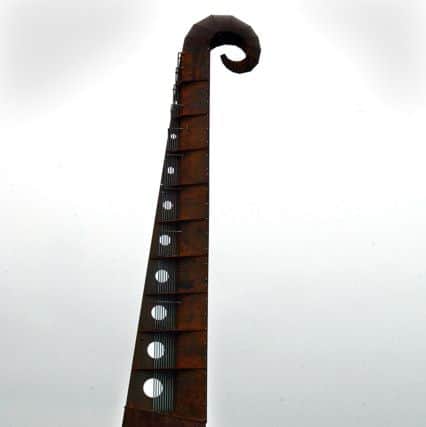 The high tide organ on the prom