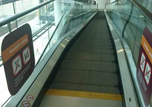 The travelator meets safety standards, an inspection confirmed