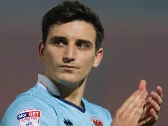 Bowyer says Redshaw remains a Blackpool player