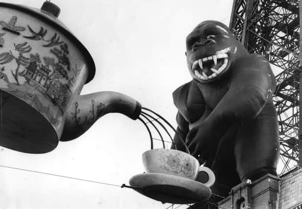 King Kong has  a cup of tea whilst guarding Blackpool Tower
1984