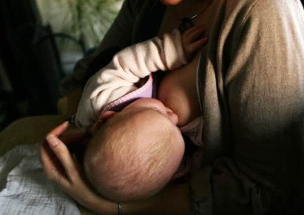Mum are urged to breastfeed