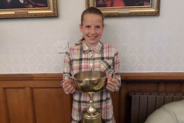 Isabella Hendry, Sheraton Trophy winner