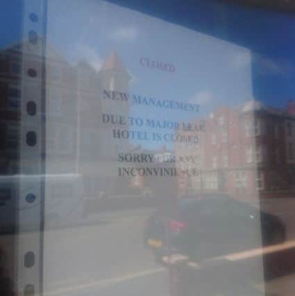 A note informing customers of its closure