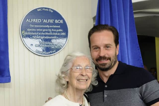 Alfie Boe with mum Patricia.