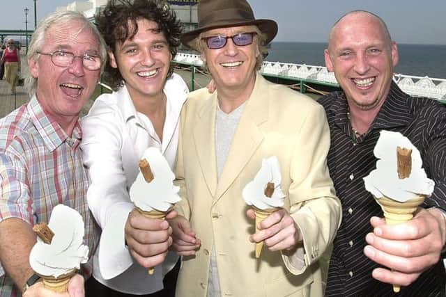 Joe Longthorne and Sid Little with Harper Darren and Rob Harper.