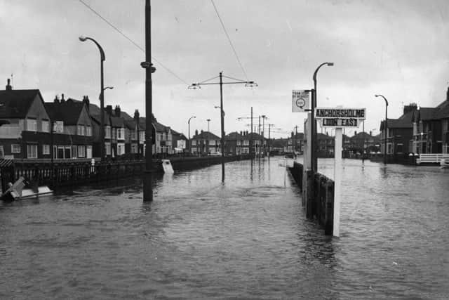Flooded tramtrack and dual carriageway into Cleveleys, in November 1977