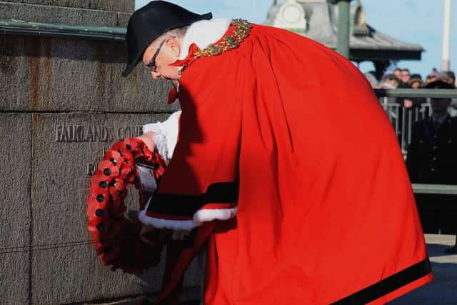 The service to mark Remembrance Sunday at Blackpool cenotaph.
The Mayor of Blackpool Councillor Ian Coleman lays the first wreath.  PIC BY ROB LOCK
12-11-2017