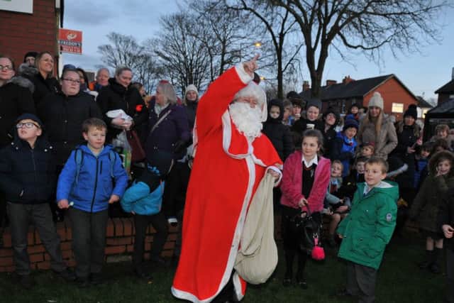 Photo Neil CrossThornton Festive Lights 2017Santa