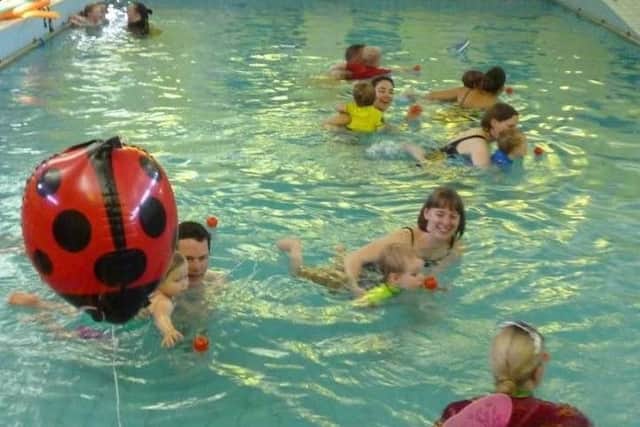 Young swimmers raised more than Â£1,300 to support a charity which helps disadvantaged children. Turtle Tots, which holds swimming classes, were busy splashing for cash last month to raise vital funds for Globals Make Some Noise.