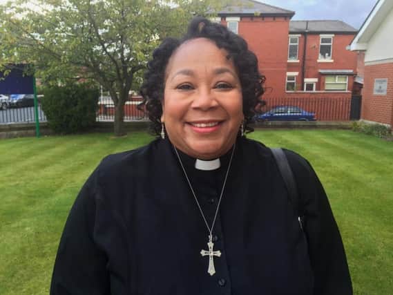 Rev Dr Rosalyn Murphy