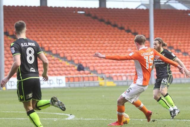 Sean Longstaff fails to hit the target with a shot from inside the box