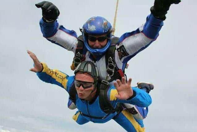 Kelvin Wood skydiving.